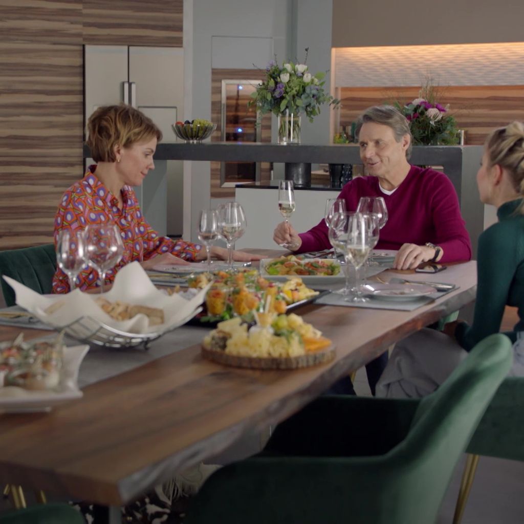 Chryssanthi Kavazi, Gisa Zach, Wolfgang Bahro und Charlott Reschke bei GZSZ