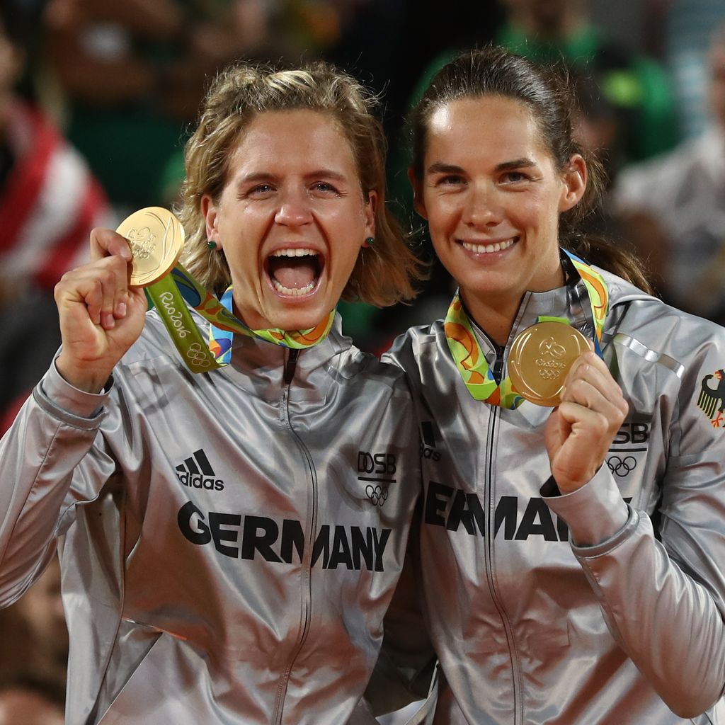 Olympia-Siegerinnen: Laura Ludwig und Kira Walkenhorst (r.)