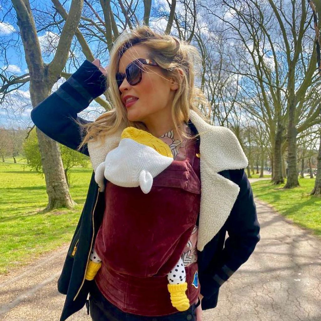 Laura Whitmore mit ihrer Tochter