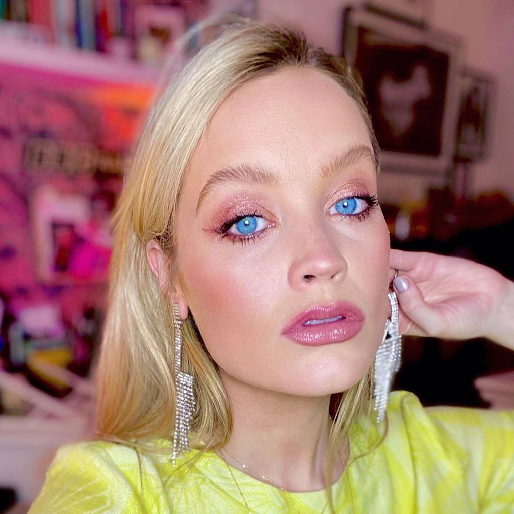 Laura Whitmore, UK-Moderatorin