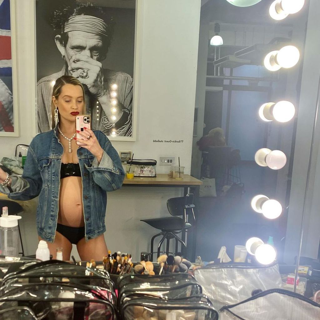 Laura Whitmore, Moderatorin
