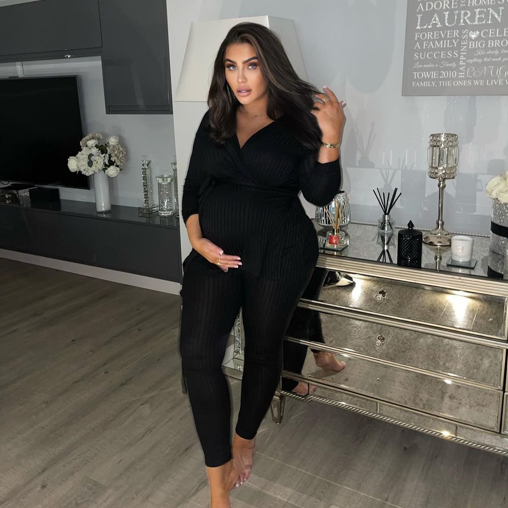 Lauren Goodger, Februar 2022