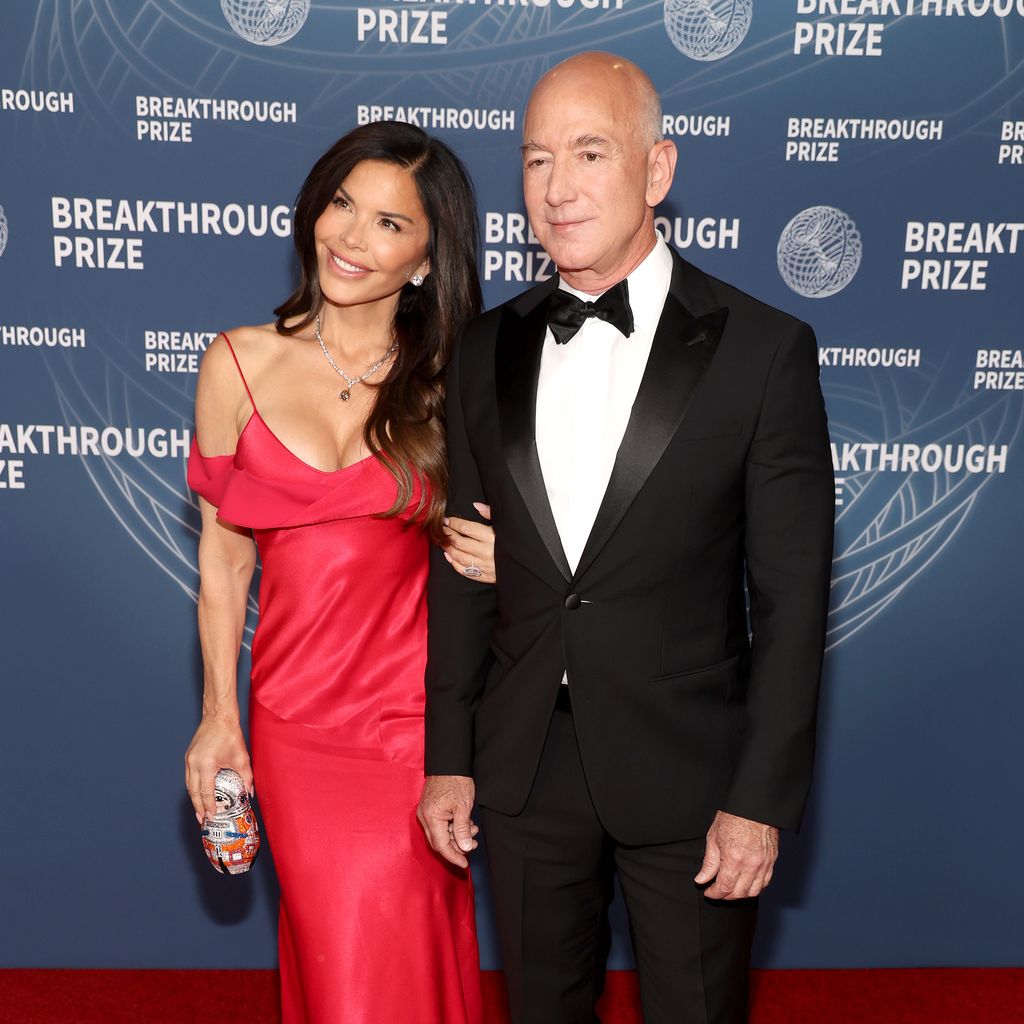 Lauren Sánchez und Jeff Bezos im April 2025