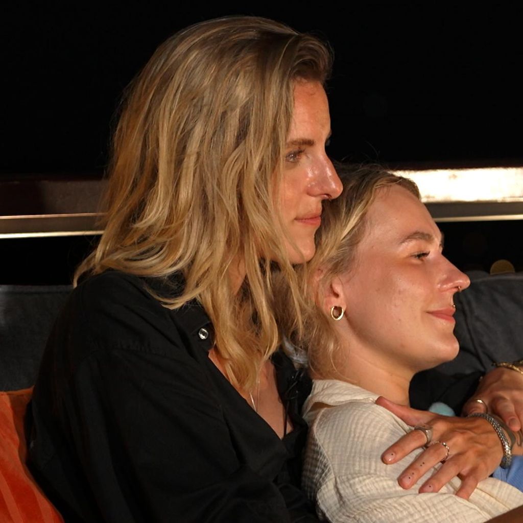 Lea Hoppenworth und Christine, "Princess Charming"-Teilnehmerinnen