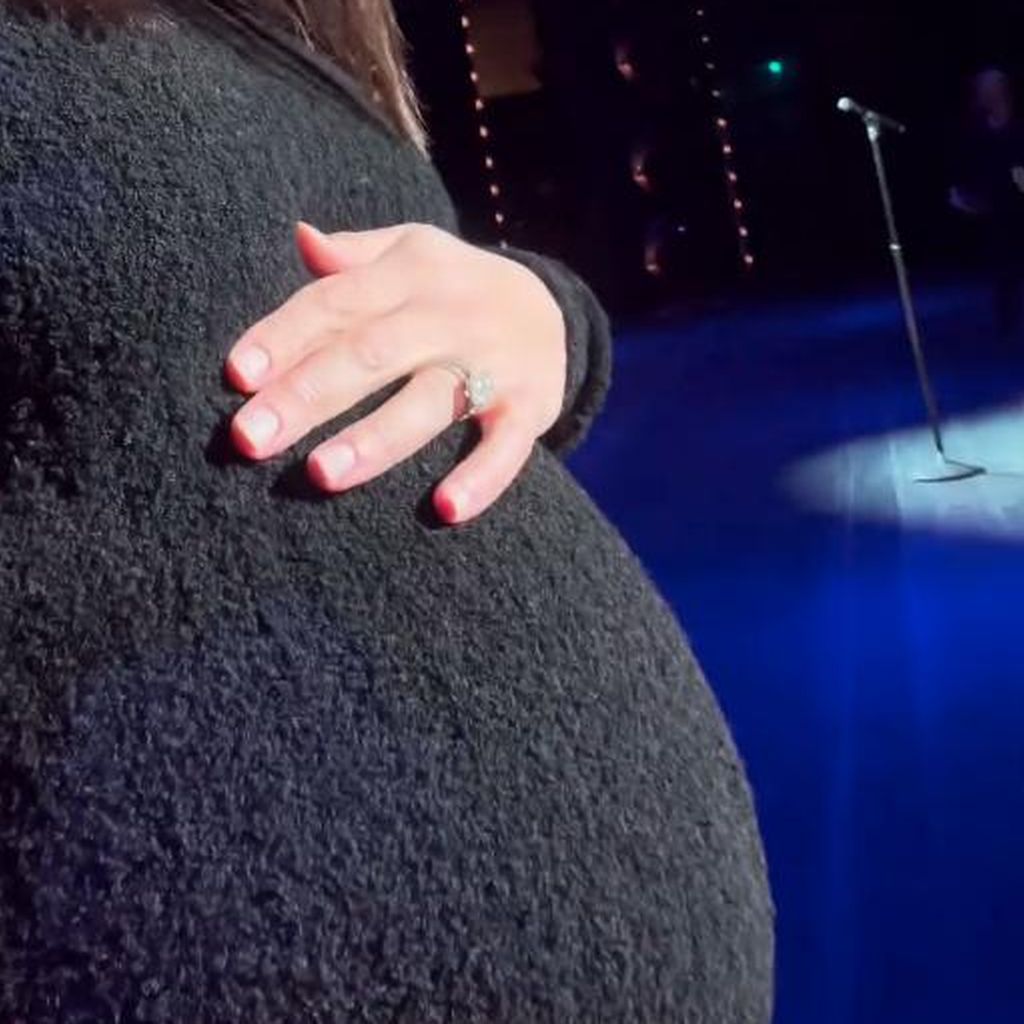Lea Michele zeigt ihren Babybauch