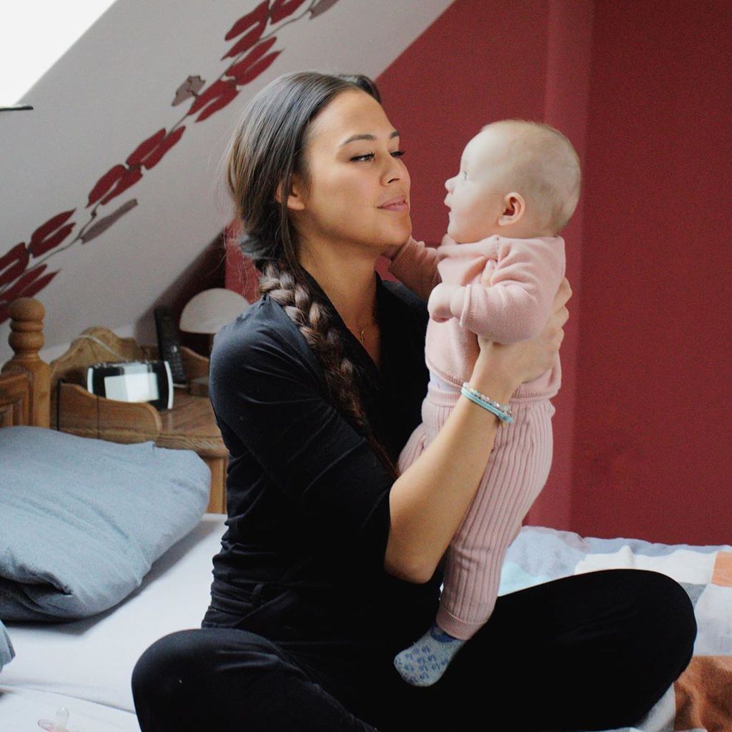 Lea mit ihrer Tochter Lilly, Februar 2020