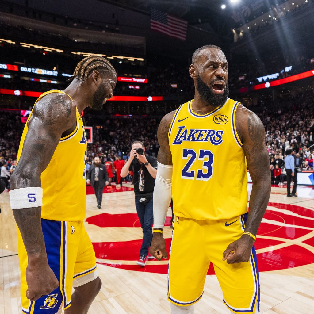 LeBron James mit den Los Angeles Lakers nach dem Sieg über die Toronto Raptors in der Scotiabank Arena, Dezember 2025
