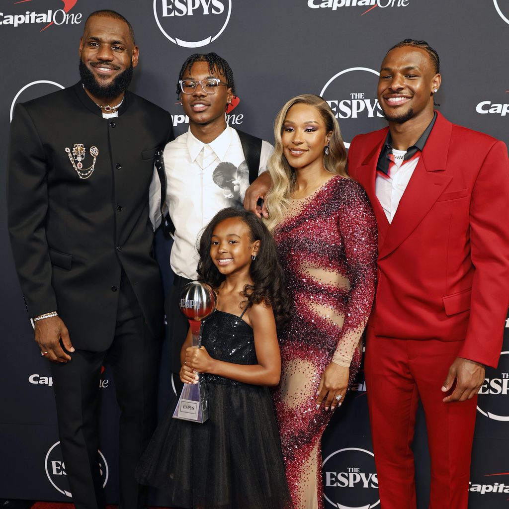 LeBron James, Bryce James, Zhuri James, Savannah James und Bronny James