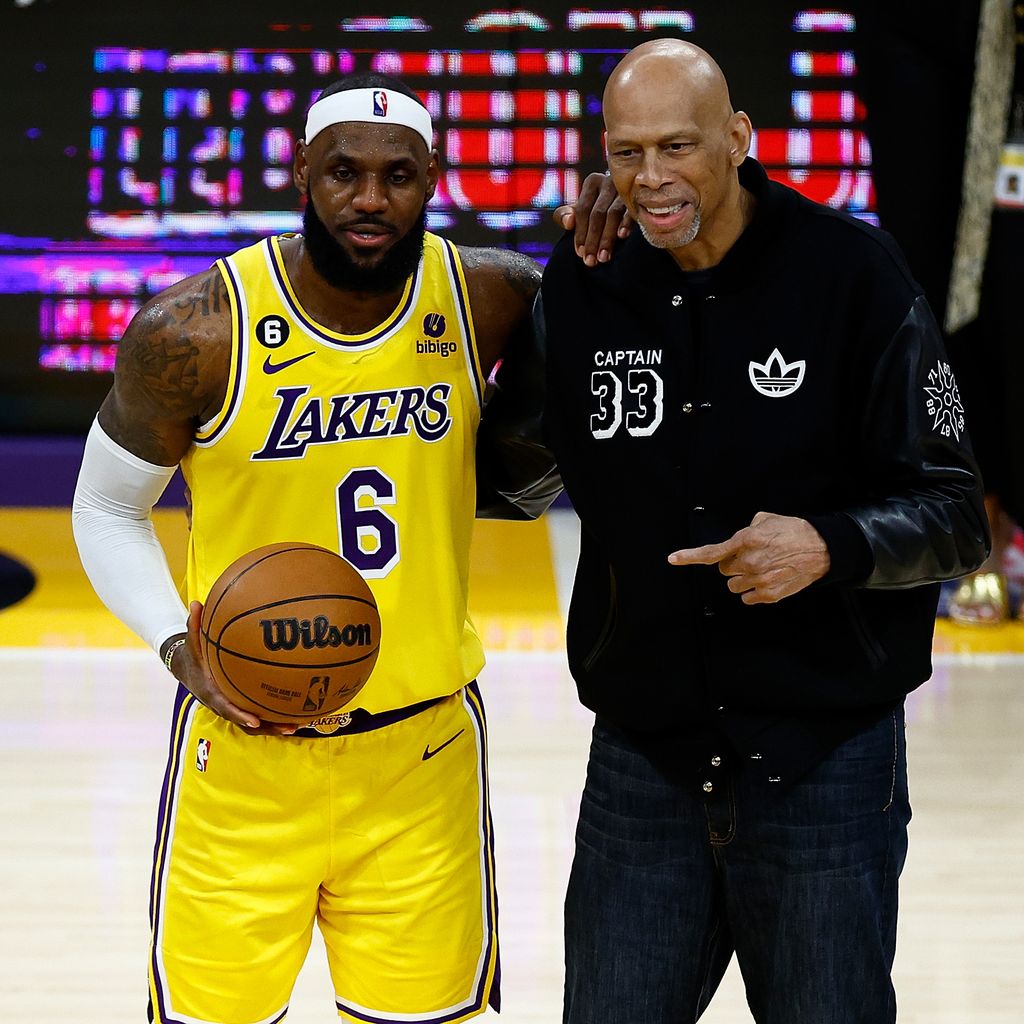 LeBron James und Kareem Abdul-Jabbar, Basketball-Legenden