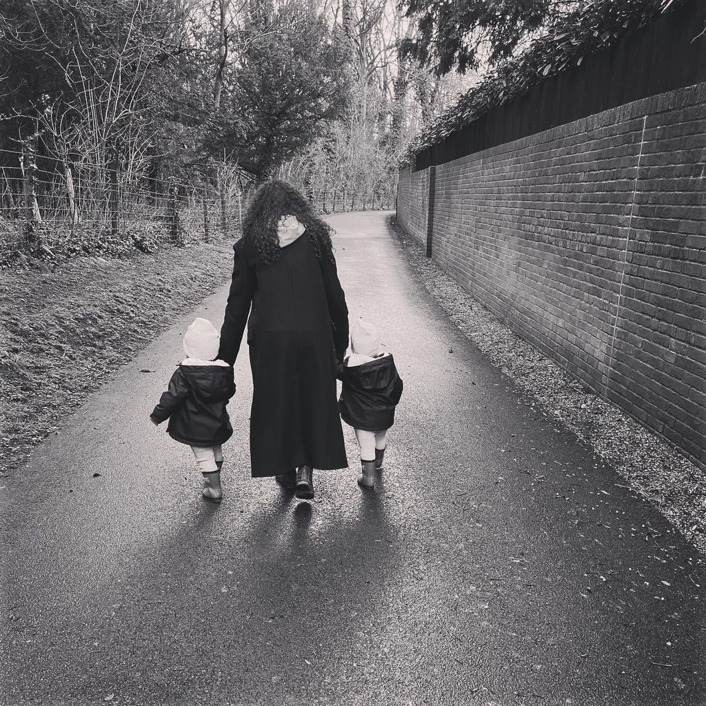 Leigh-Anne Pinnock mit ihren Kindern