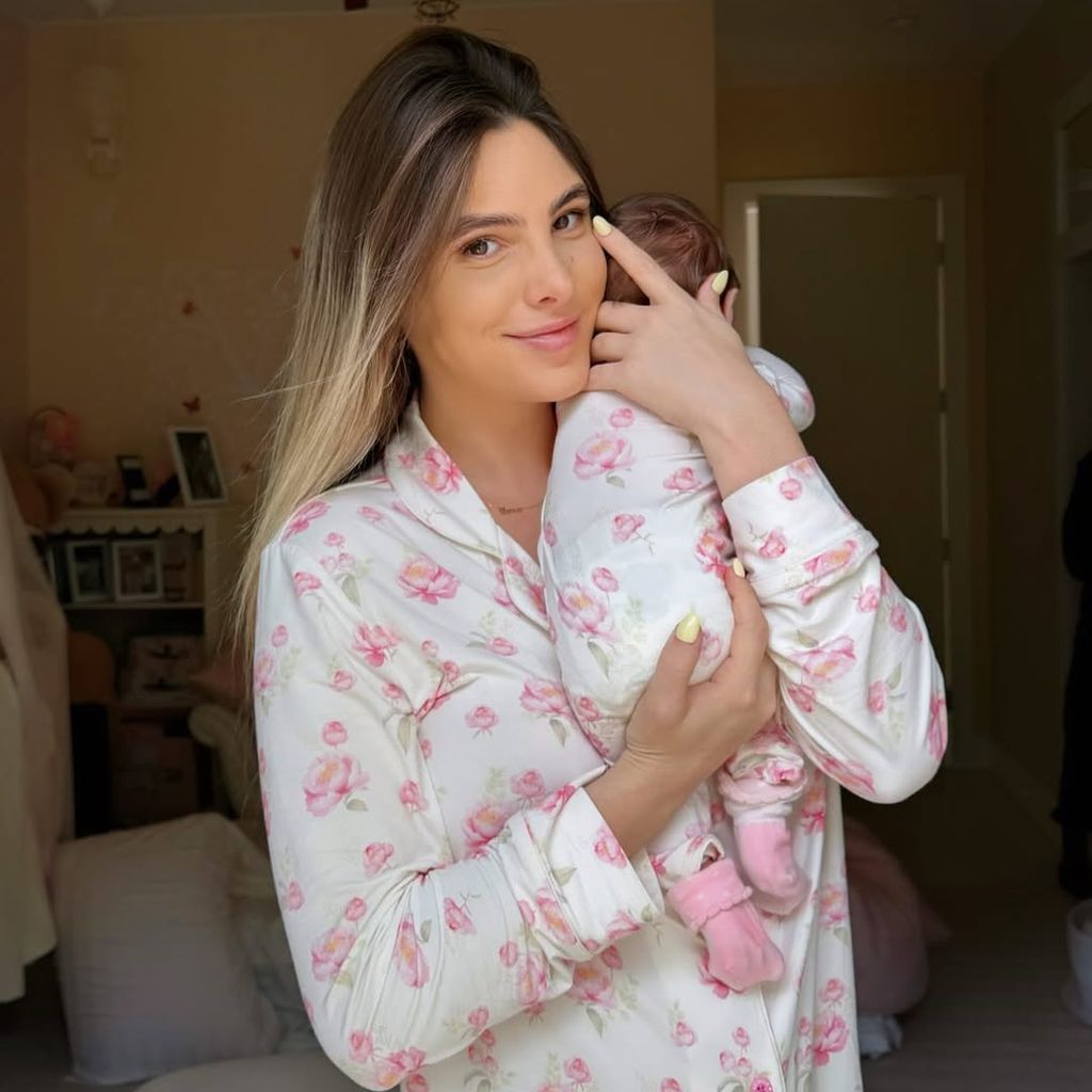 Lele Pons und ihre Tochter