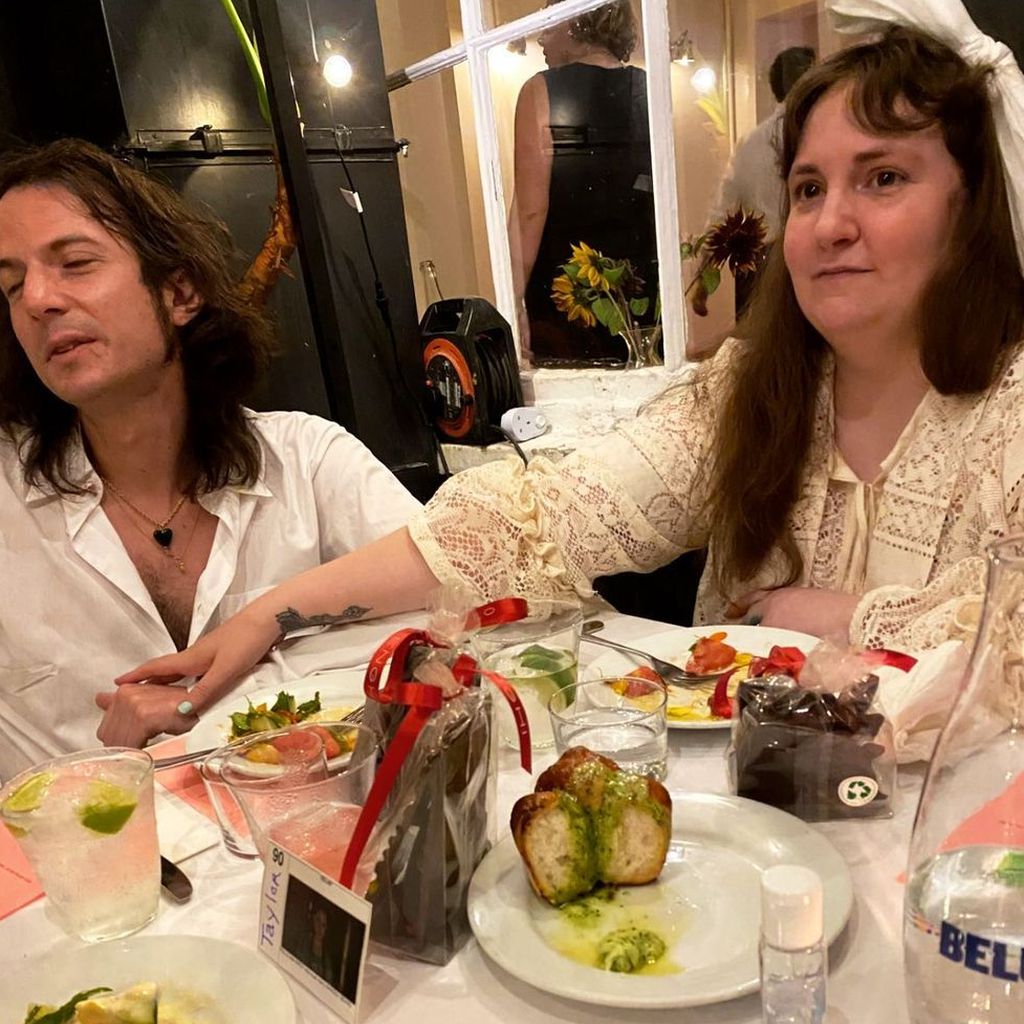 Luis Felber und Lena Dunham im September 2021
