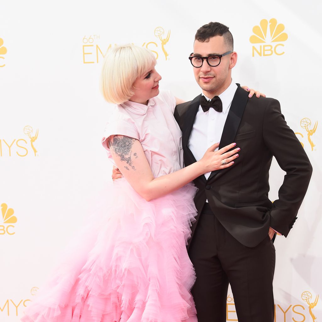 Lena Dunham und Jack Antonoff bei der Emmy-Preisverleihung 2014