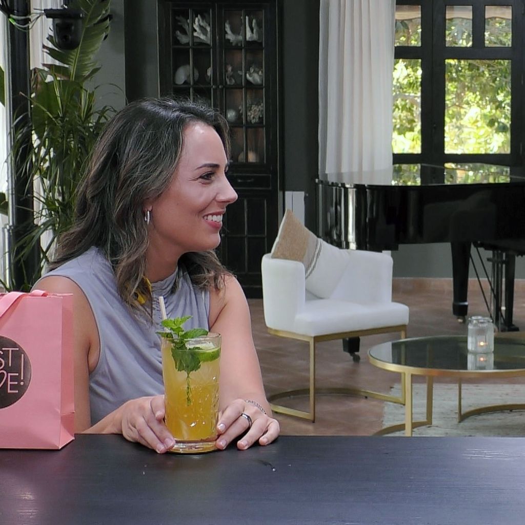 Lena und Alex bei "First Dates Hotel" 2024