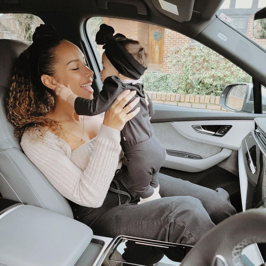 Leona Lewis mit ihrer Tochter Carmel im Januar 2023