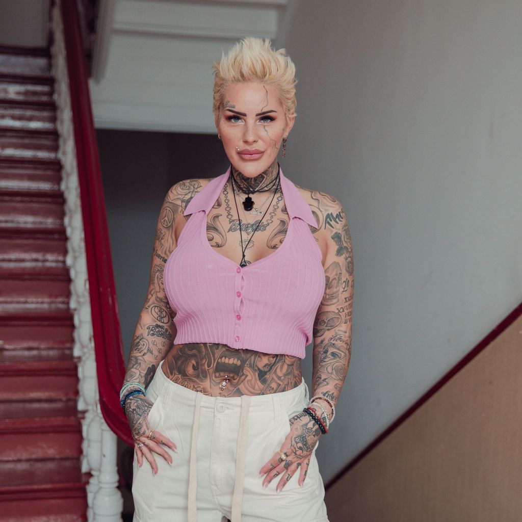 Leoni Baltz spielt Barbie bei "Köln 50667"