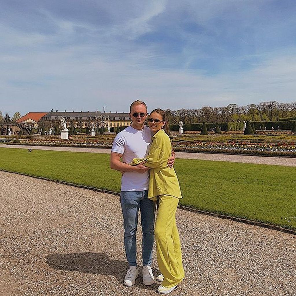 Leonie Weiß mit ihrem Freund