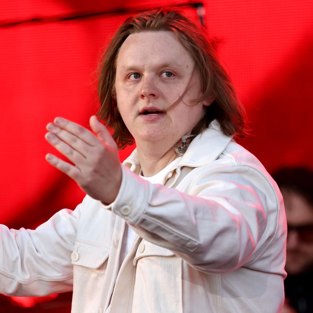 Lewis Capaldi bei einem Festival, Juli 2022