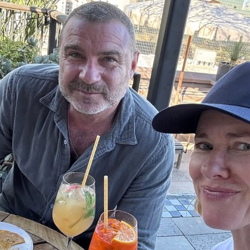 Liev Schreiber und Naomi Watts begleiten ihren Sohn zum College