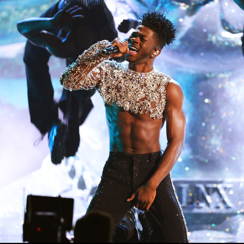 Lil Nas X während seiner Performance bei den Grammys 2022