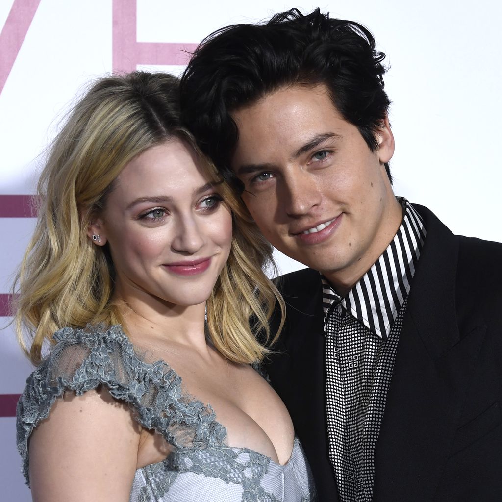 Lili Reinhart und Cole Sprouse bei der Premiere von "Five Feet Apart"