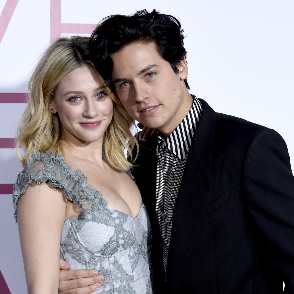 Lili Reinhart und Cole Sprouse bei der Premiere von "Five Feet Apart"