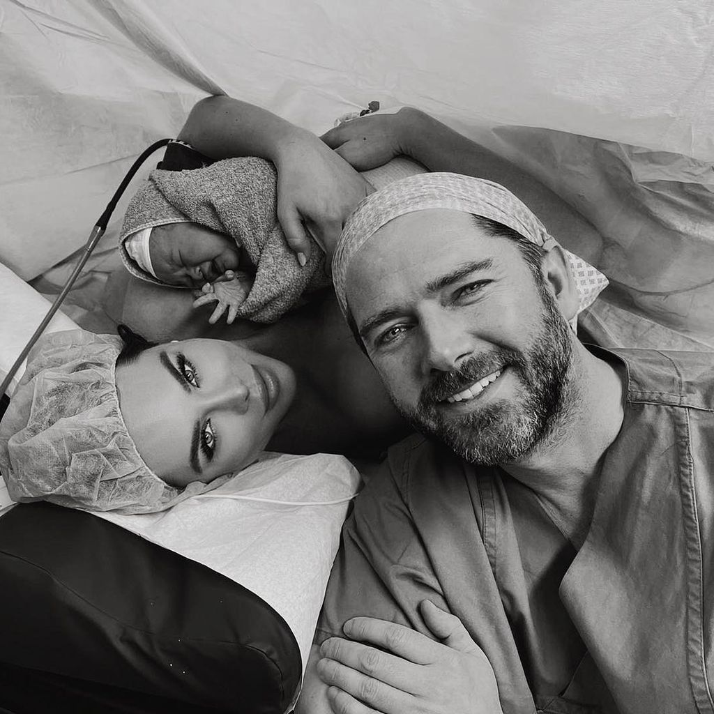Liliana Matthäus und ihr Partner nach der Geburt ihres Babys