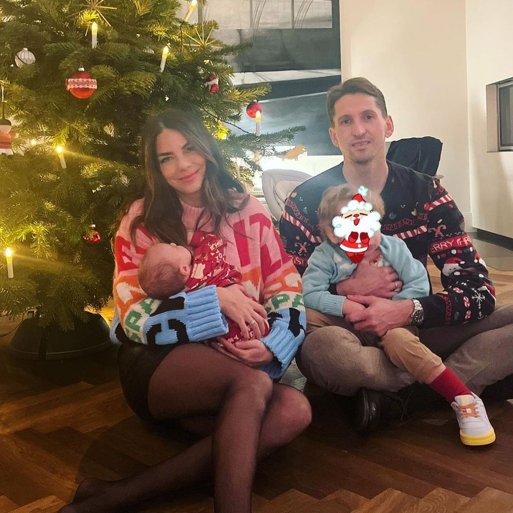 Lilli Hollunder und René Adler mit ihren Kindern
