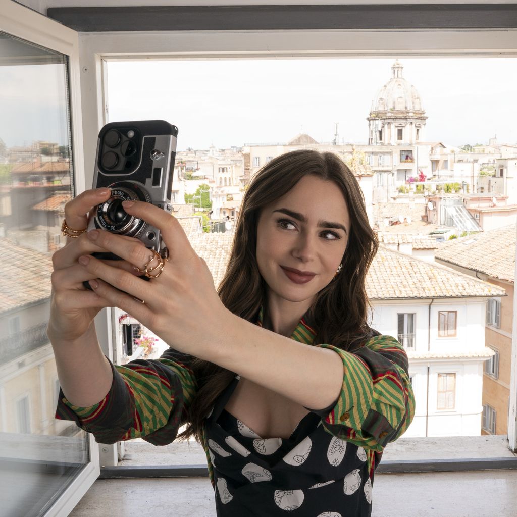 Lily Collins als Emily in "Emily in Paris"