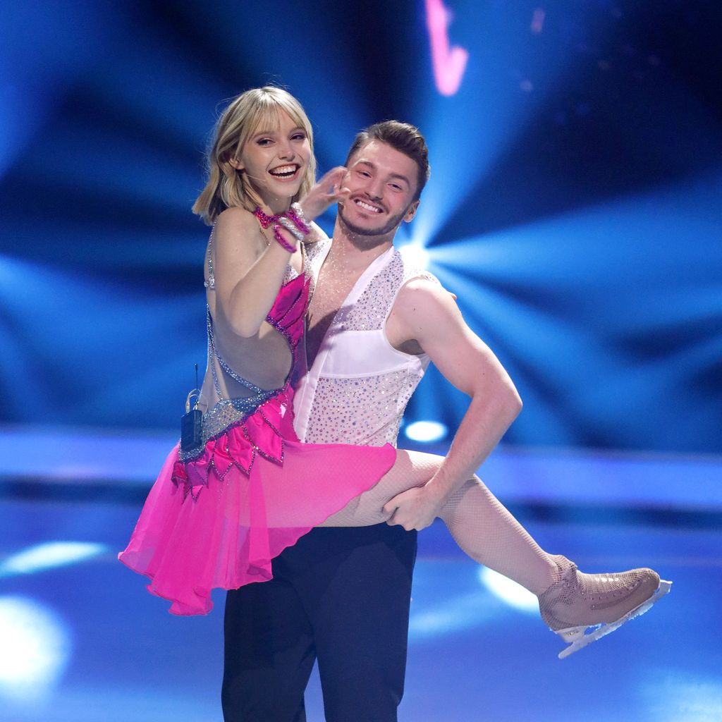 Lina Larissa Strahl und Joti Polizoakis