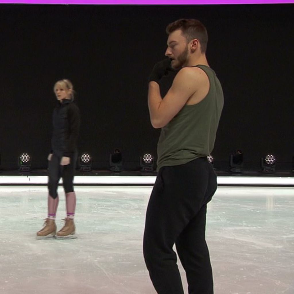 Lina Larissa Strahl und Joti Polizoakis beim Training für "Dancing on Ice"