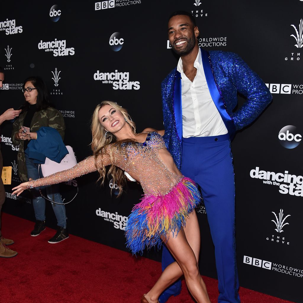 Lindsay Arnold und Calvin Johnson auf dem roten Teppich im November 2016