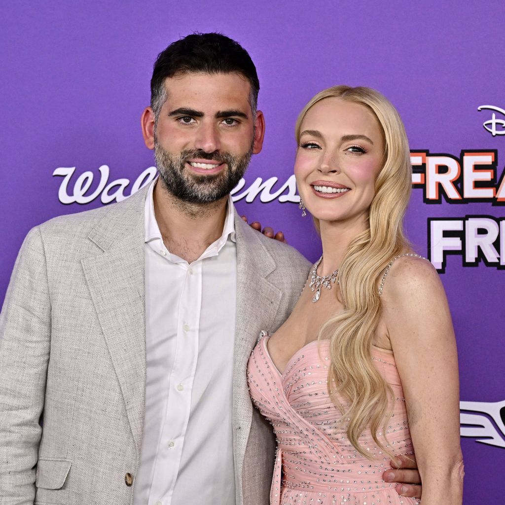 Lindsay Lohan mit Ehemann Bader Shammas bei der Weltpremiere von Freakier Friday im El Capitan Theatre in Los Angeles, 22.07.2025