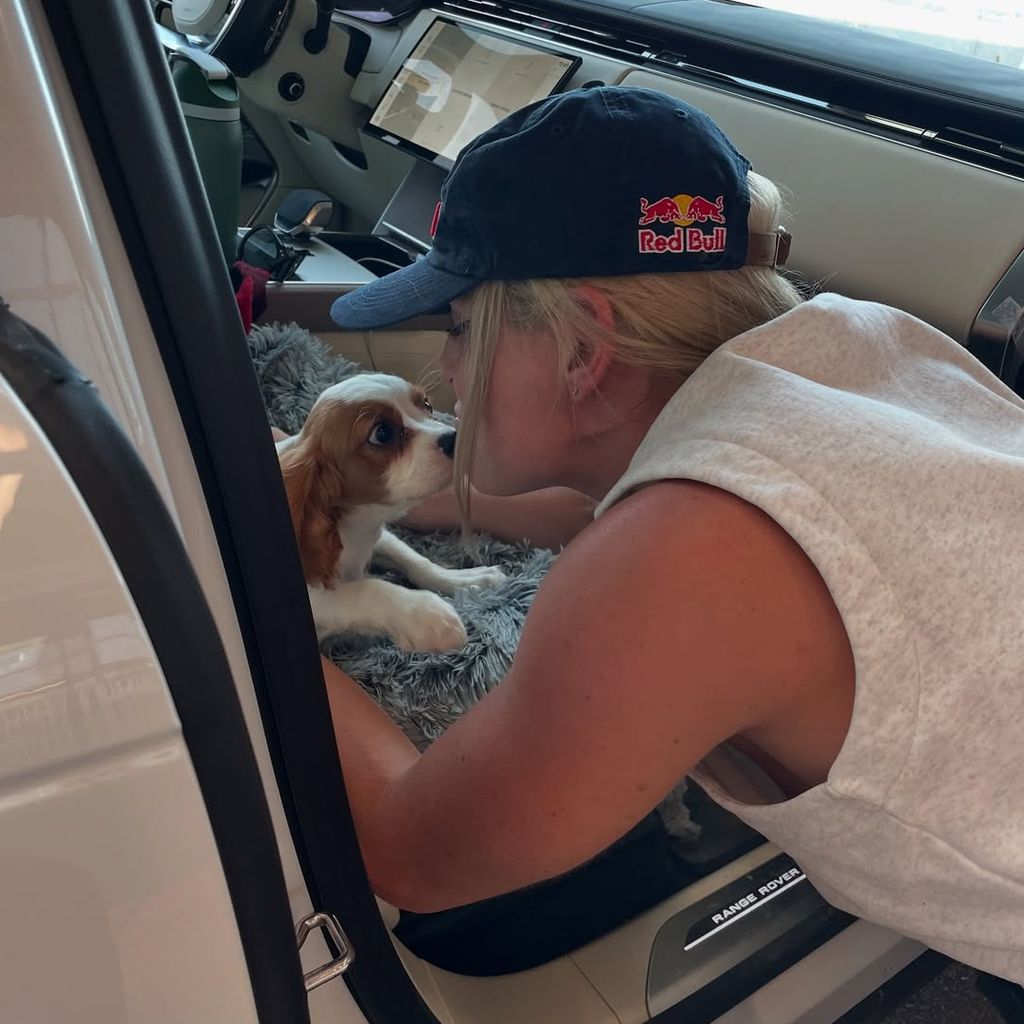 Lindsey Vonn mit ihrem neuen Hund
