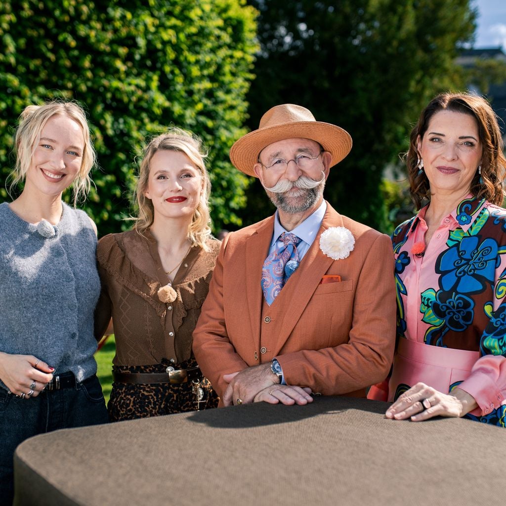 Linn Schütze, Leonie Bartsch, Horst Lichter und Wendela Horz bei "Bares für Rares XXL"