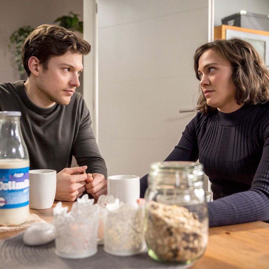 Lion Wasczyk und Milena Straube bei "In aller Freundschaft – Die jungen Ärzte"