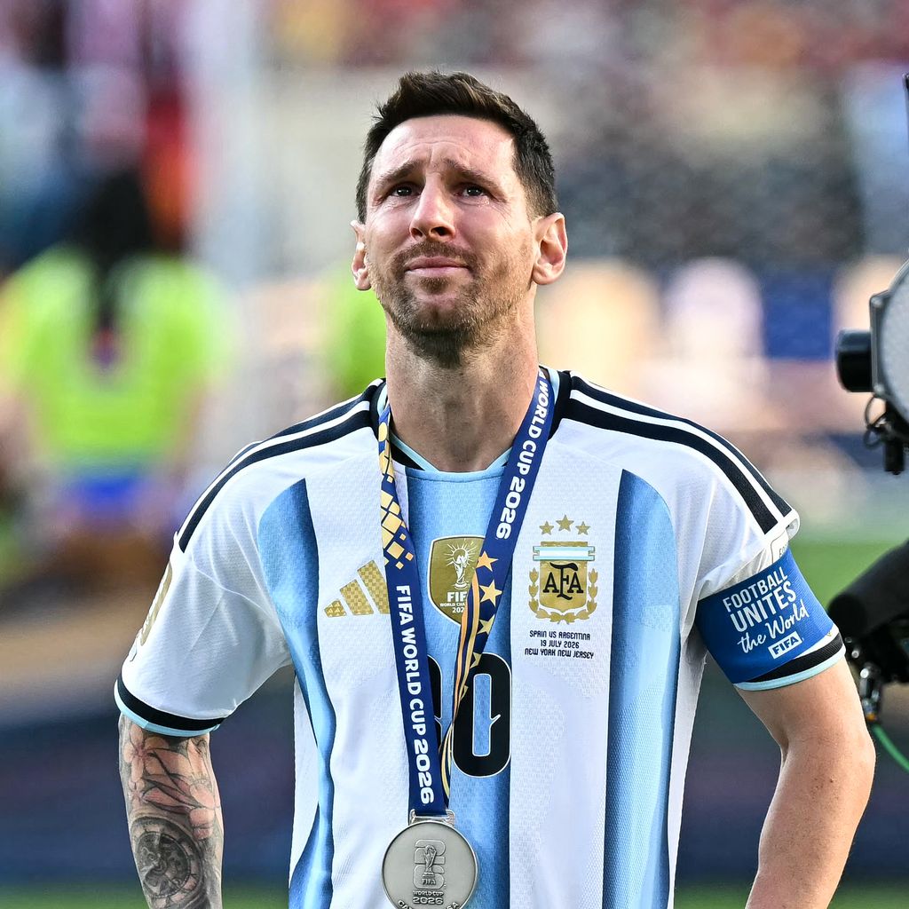 Lionel Messi bei der Siegerehrung nach dem WM-Finale 2026 gegen Spanien in East Rutherford