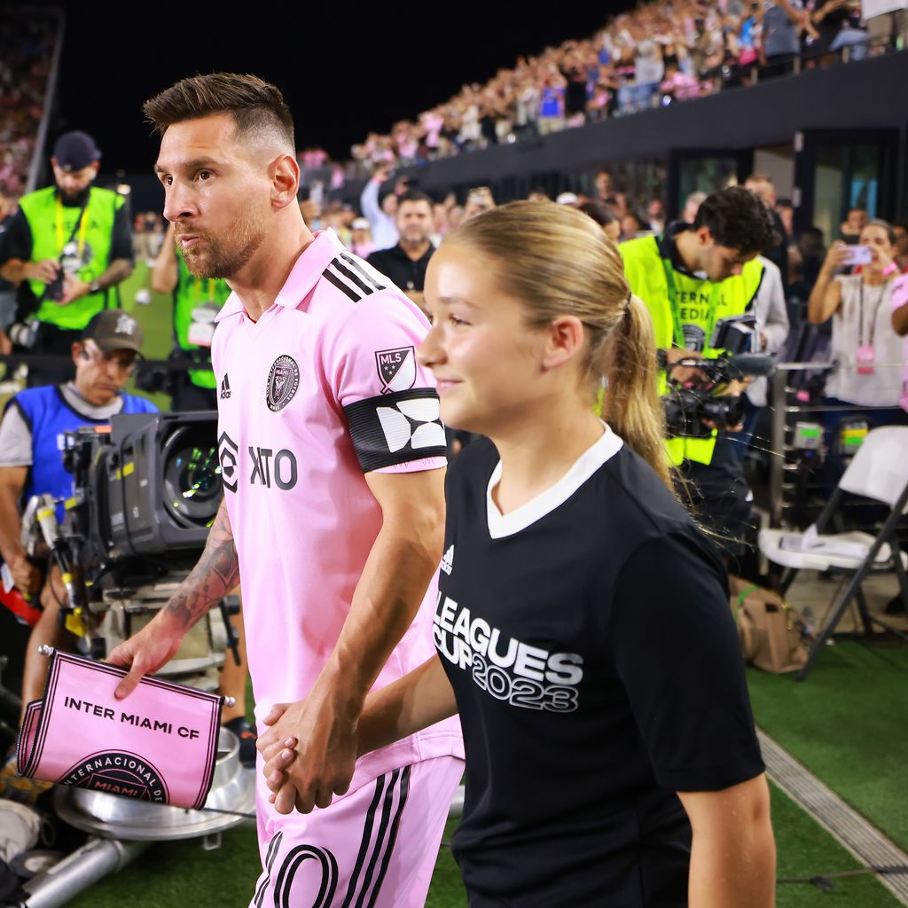 Lionel Messi und Harper Seven Beckham im August 2023