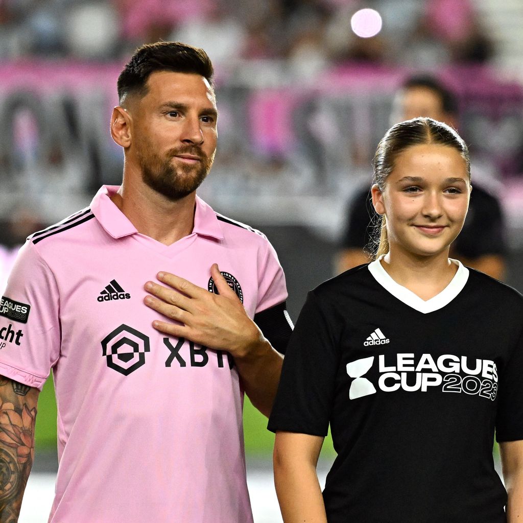 Lionel Messi und Harper Seven Beckham im August 2023