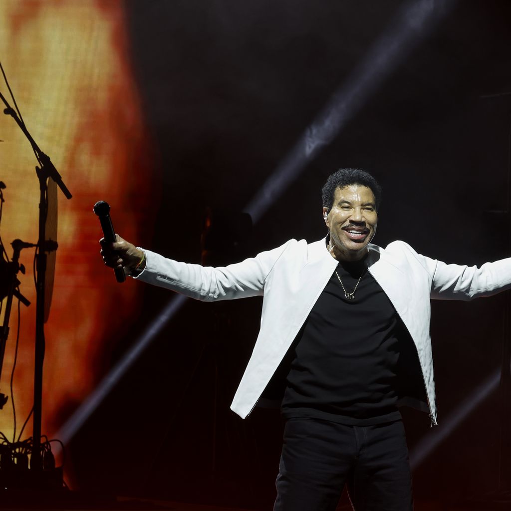 Eröffnungskonzert im Acrisure Amphitheater: Headliner Lionel Richie in Grand Rapids, Michigan, am 15. Mai 2026