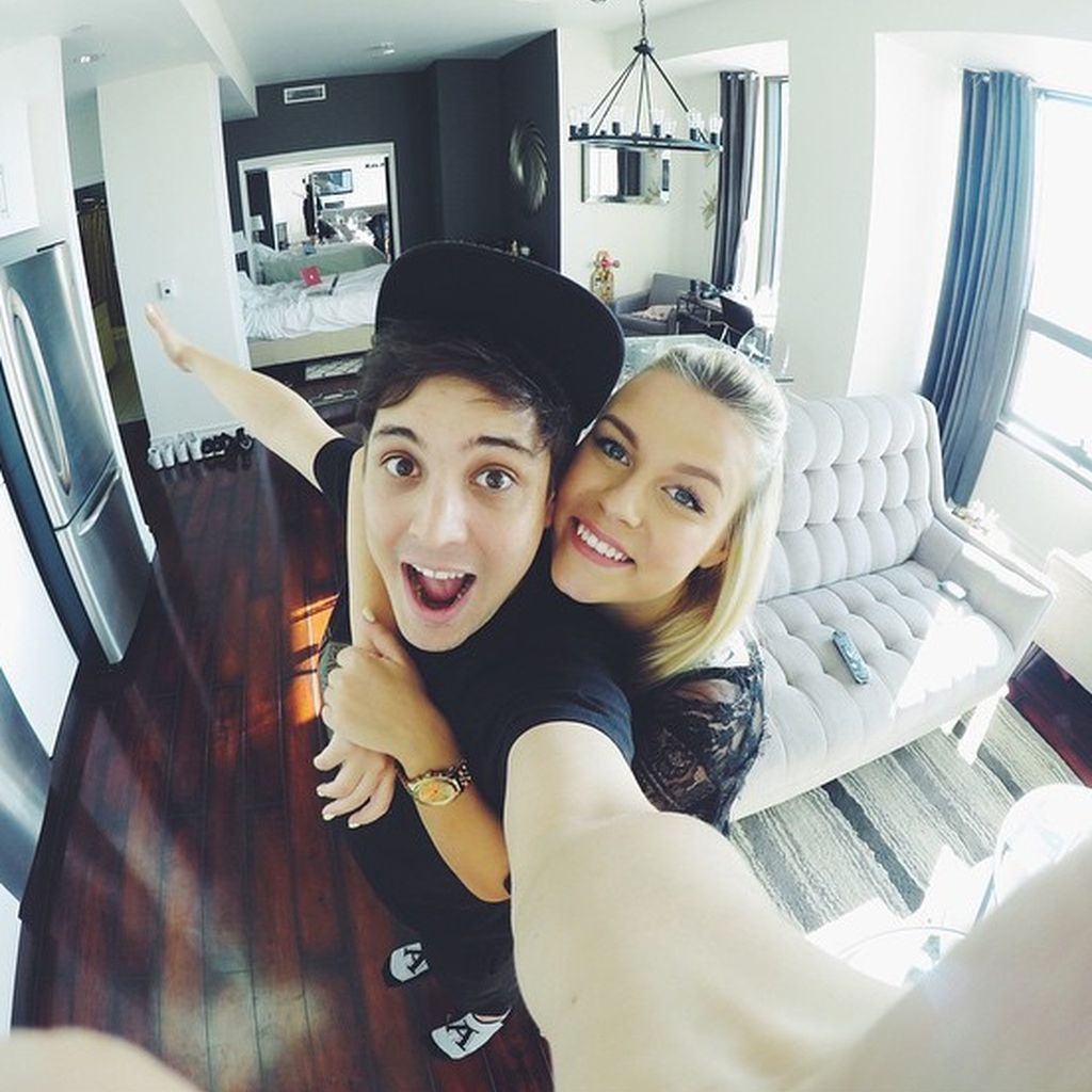Liont und Dagi Bee im November 2014