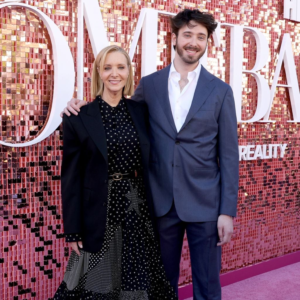 Lisa Kudrow und Julian Murray Stern bei der Premiere von HBOs "The Comeback" in Beverly Hills, März 2026
