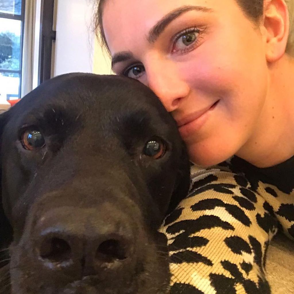 Lisa Müller mit Hundedame Micky