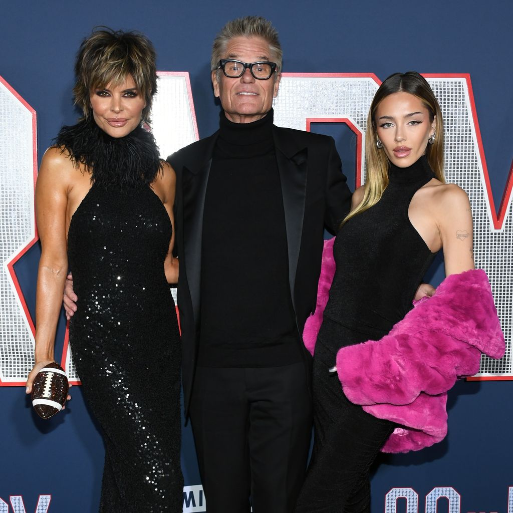 Lisa Rinna, Harry Hamlin und Delilah Hamlin auf der Premiere von "80 For Brady"