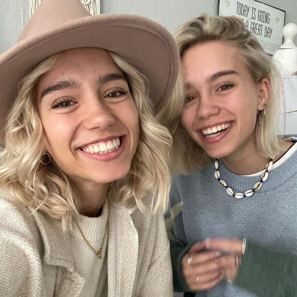 Lisa und Lena im März 2021