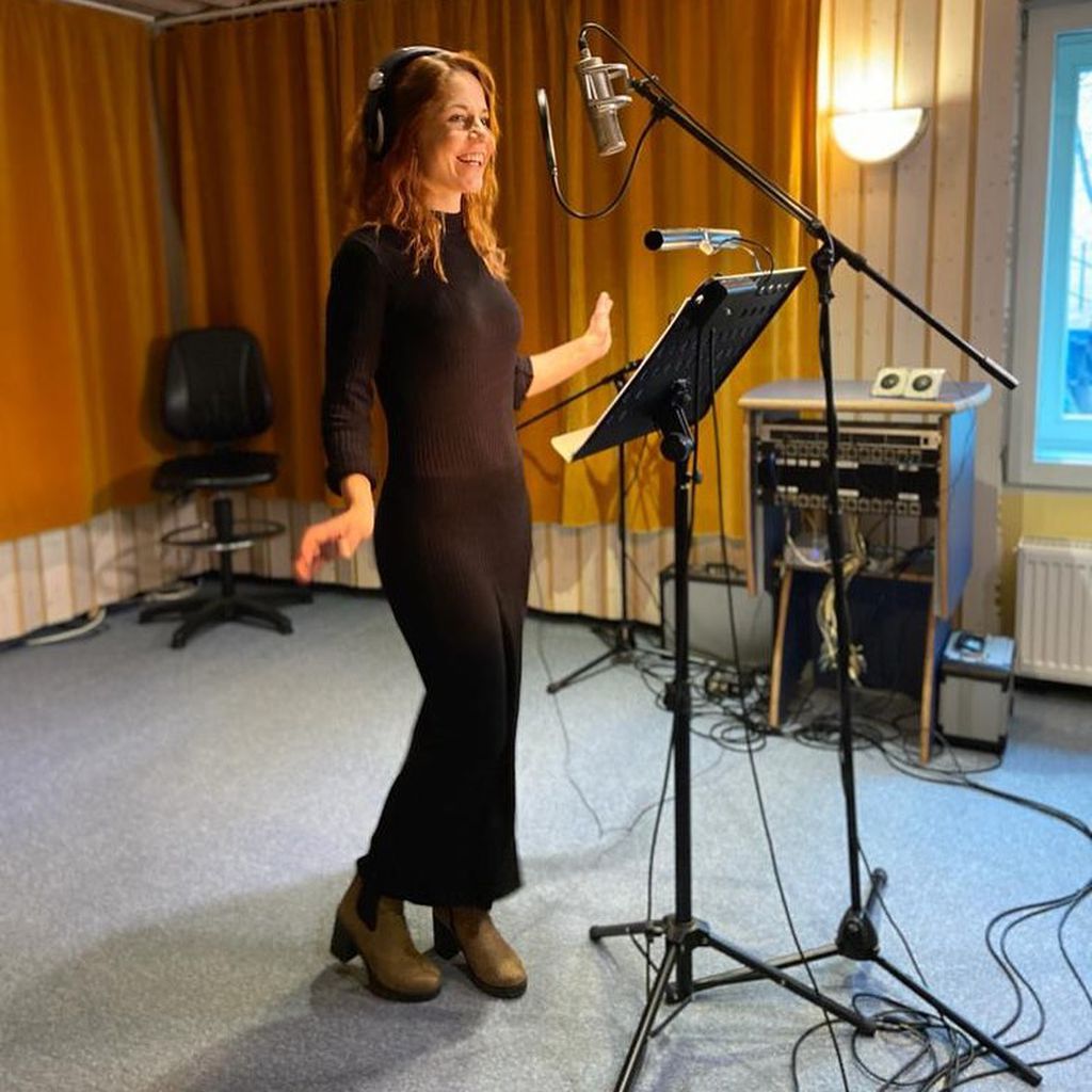 Lisa Wohlgemuth im Tonstudio