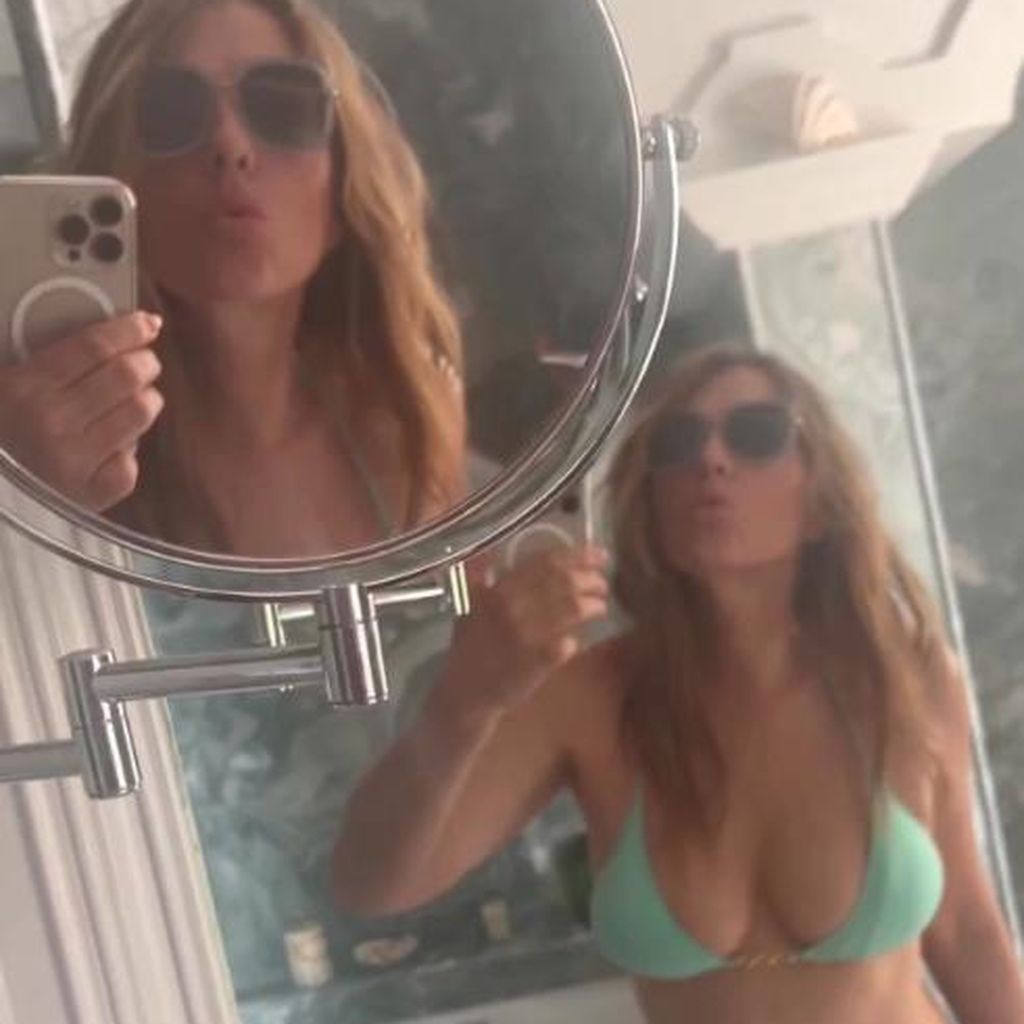 Liz Hurley, Schauspielerin