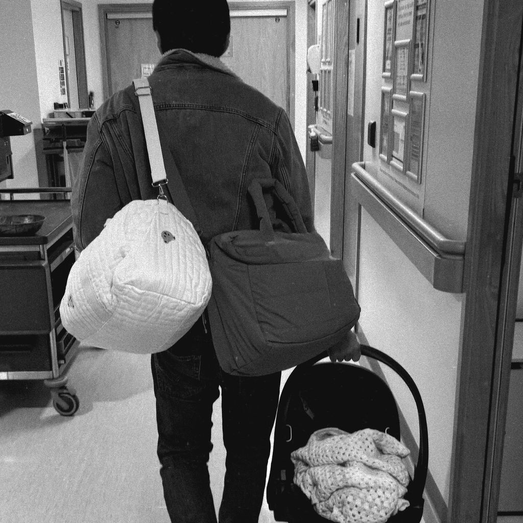 Liz McClarnons Ehemann Peter Cho und ihr Baby, November 2025