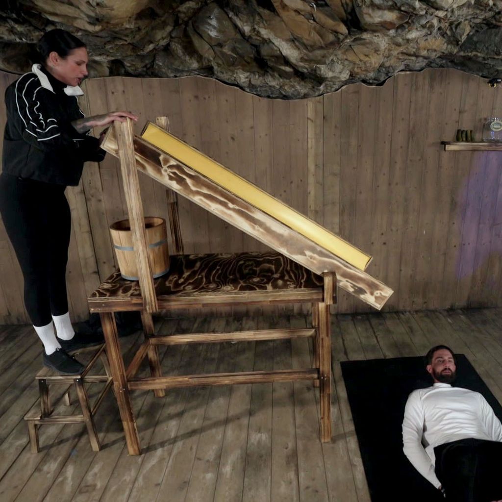 Liza Waschke und Sebastian Fobe beim "#CoupleChallenge"-Exit-Game