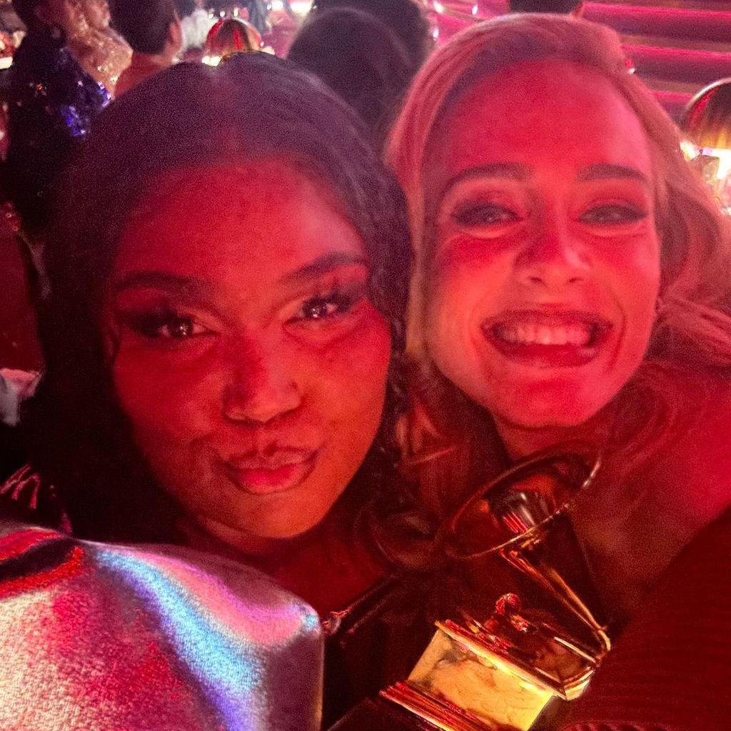 Lizzo und Adele während der Grammys